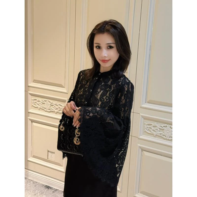 LUXURYMEMO【蝴蝶夫人】意大利软蕾丝黑色宽松衬衫圆领大袖摆高级