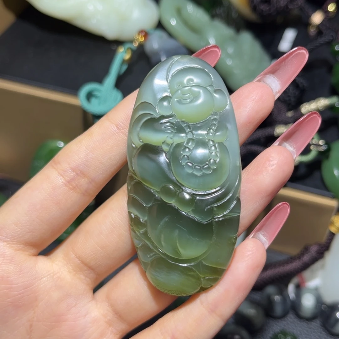 和田玉未镶嵌颈饰