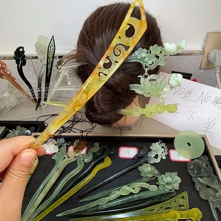 蛇纹石玉合金发饰花玉微瑕介意勿拍