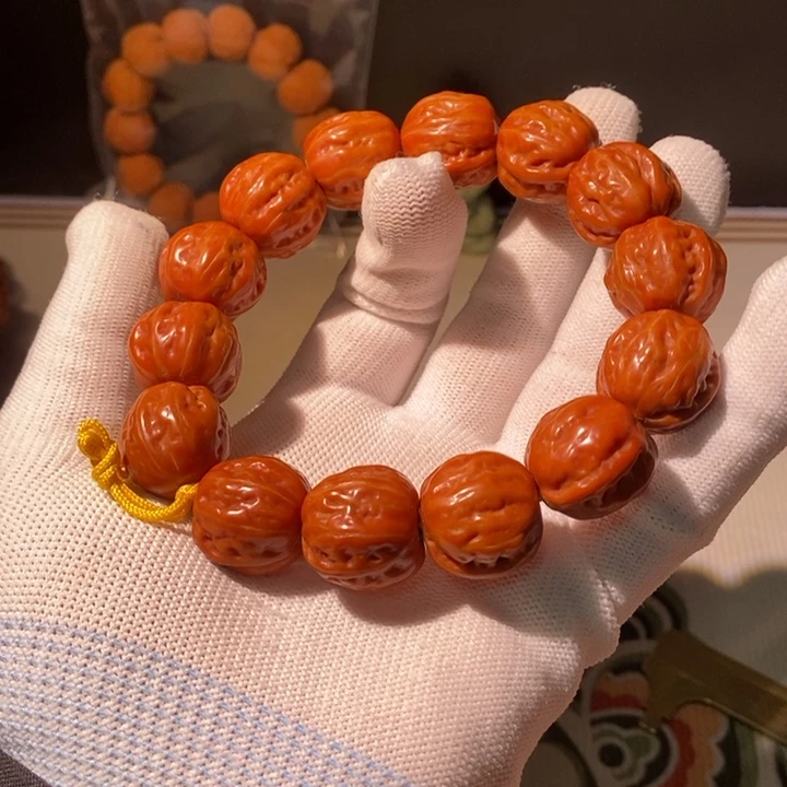 文玩核桃手串……17