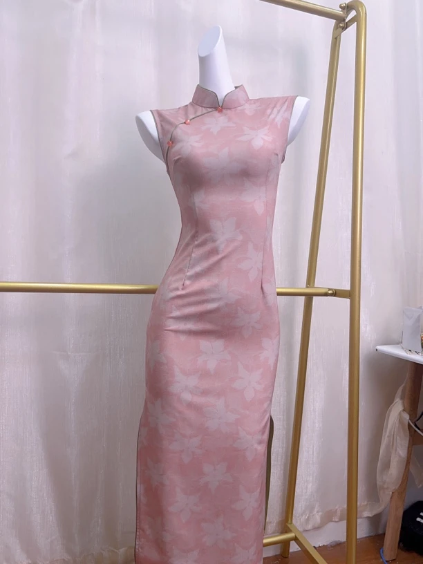 V-3111 粉枫叶 十字嘛 无袖新中式夏款年轻款改良旗袍120cm长款