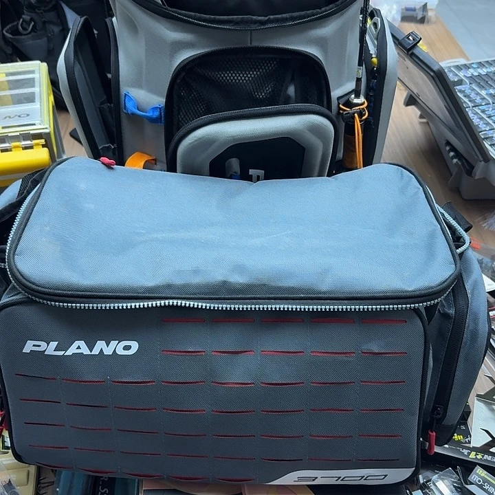 plano3700背包一个 二手