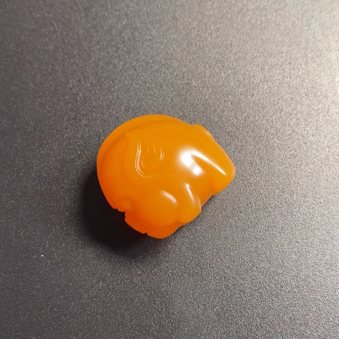 P***p石英质玉（黄龙玉）未镶嵌颈饰