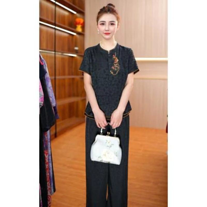 629-27气质显 瘦精 致小衫