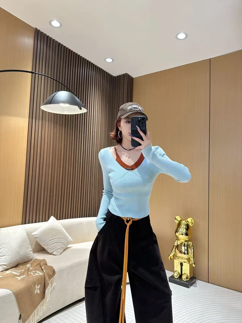 DA476 挂脖撞色假两件针织上衣 秋冬显瘦辣妹时尚修身百搭打底衫