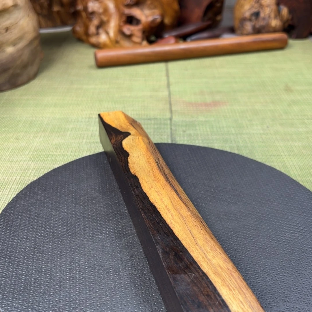 大果紫檀（缅甸花梨）放**肆