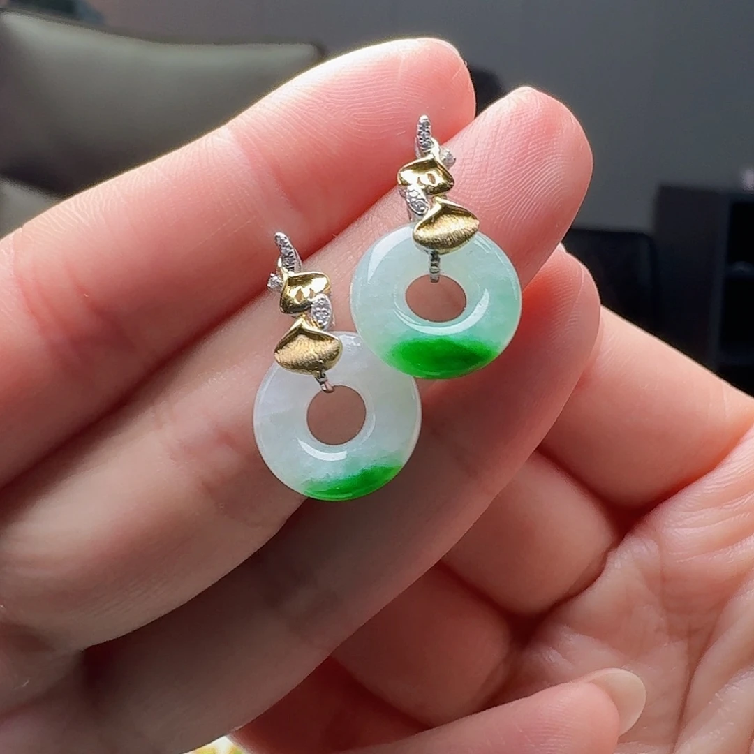 翡翠18K金镶嵌耳饰天然