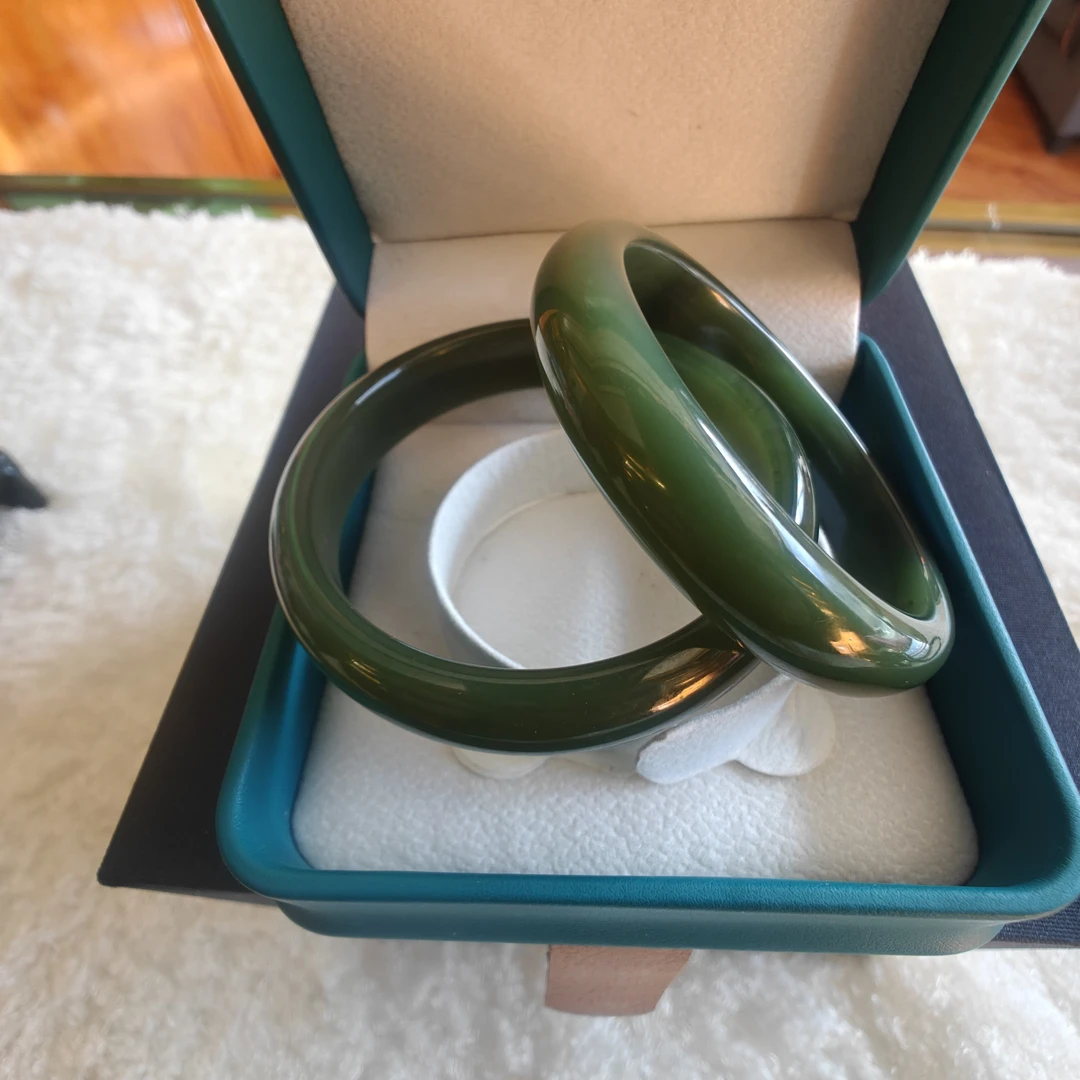 非金属陶瓷手镯 湖水绿女士佩戴显白百搭多样款式手镯