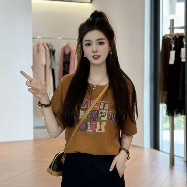 宿慕SUMU显瘦重工印花刺绣短袖T恤女2025新款洋气衣服女装B1908W