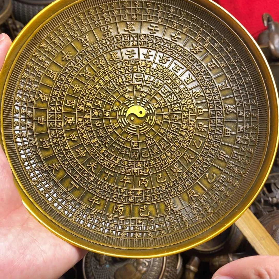 精美铜器做工精良