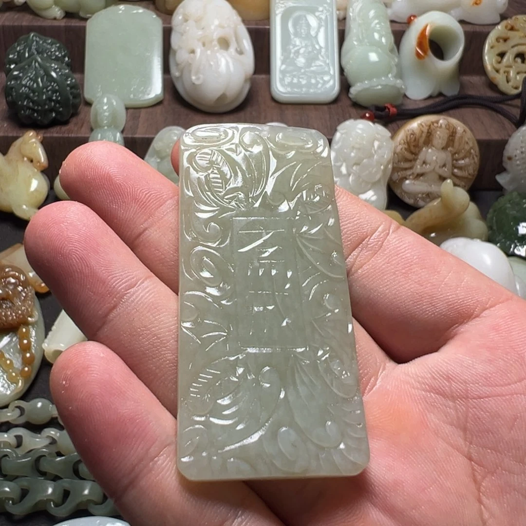 和田玉未镶嵌挂件