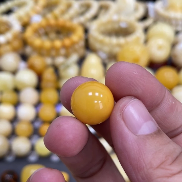裸石蜜蜡未镶嵌14.4mm鸡油黄