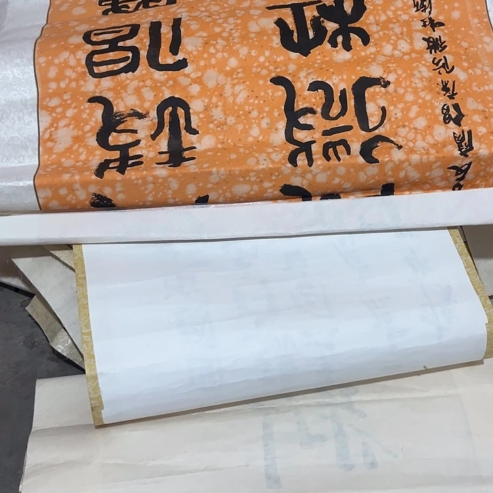 摆件，破损，水渍，轴坏都是正常的