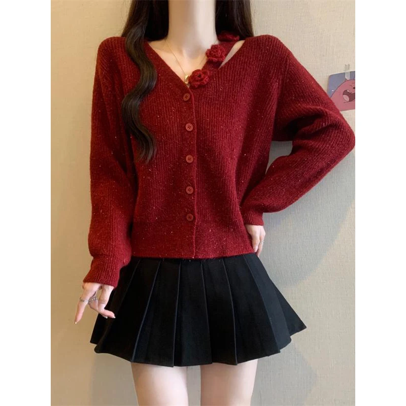 圣诞新年红色V领毛衣开衫大码女装胖mm秋冬韩系立体花朵针织上衣