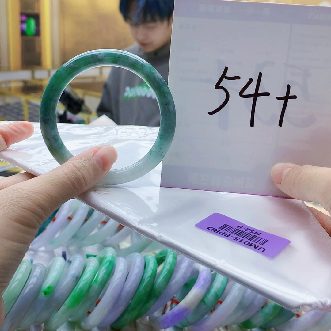 翡翠未镶嵌手镯bh