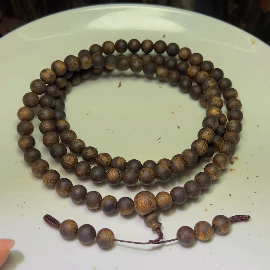 手串沉香李*.沉香奇楠白棋圆珠多圈46克