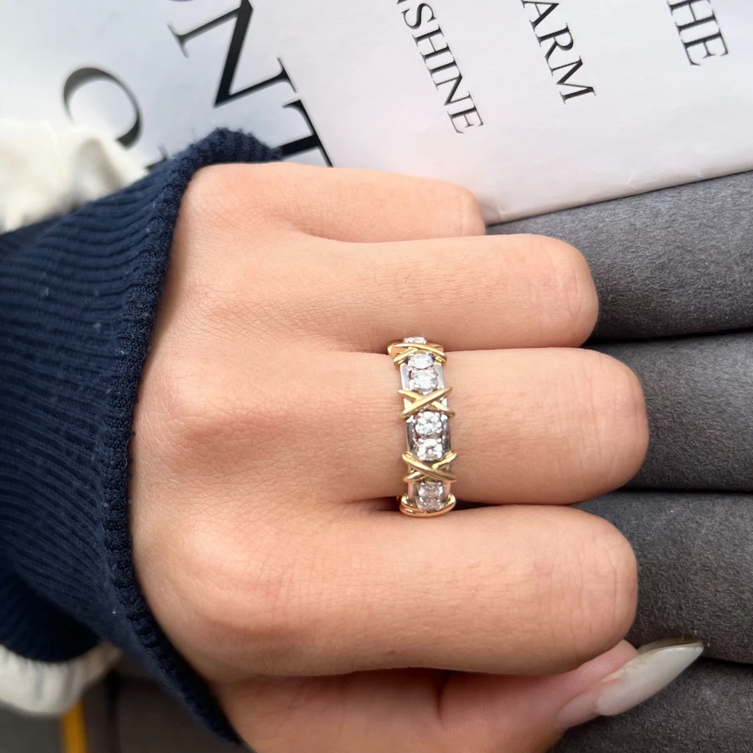 18k金钻石交叉戒指分色工艺