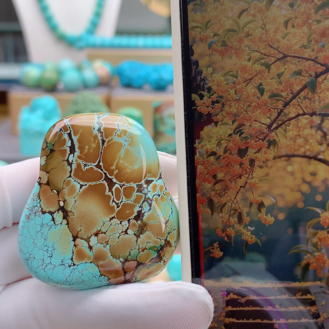 绿松石未镶嵌珠宝奇石