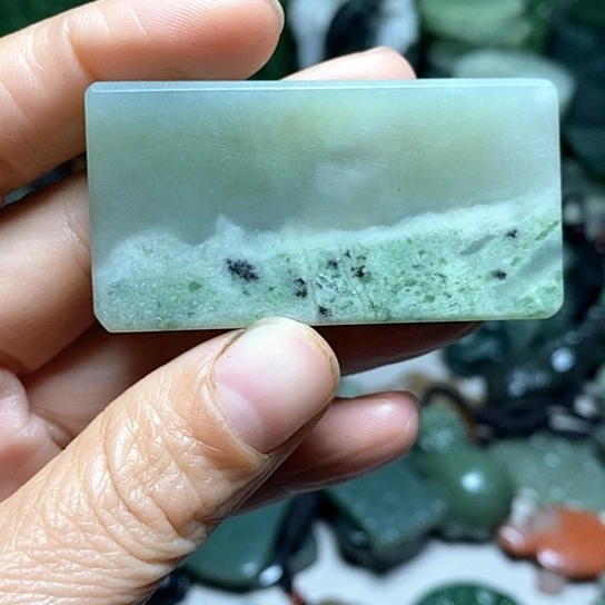 未镶嵌和田玉（糖玉）珠宝半成品