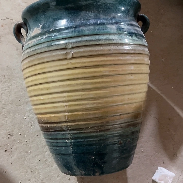 红陶口径20高度27一只小瑕疵