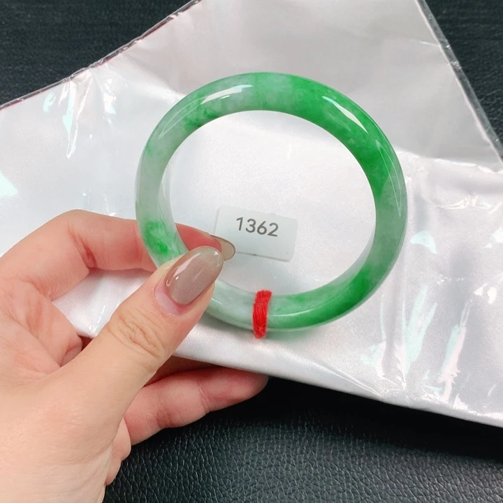 翡翠未镶嵌手镯雅****售天然翡翠手镯04