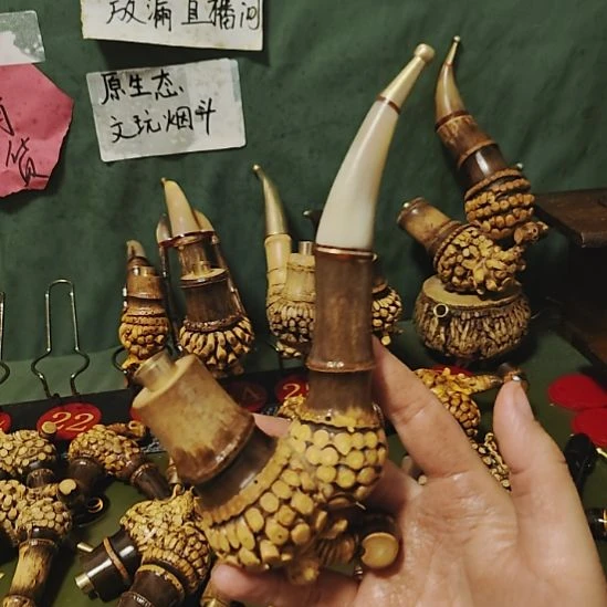 凡***子贵州特色竹根烟斗工艺品手把