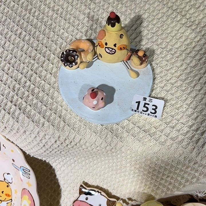 略***略摆件景德镇陶瓷摆件猪猪猪