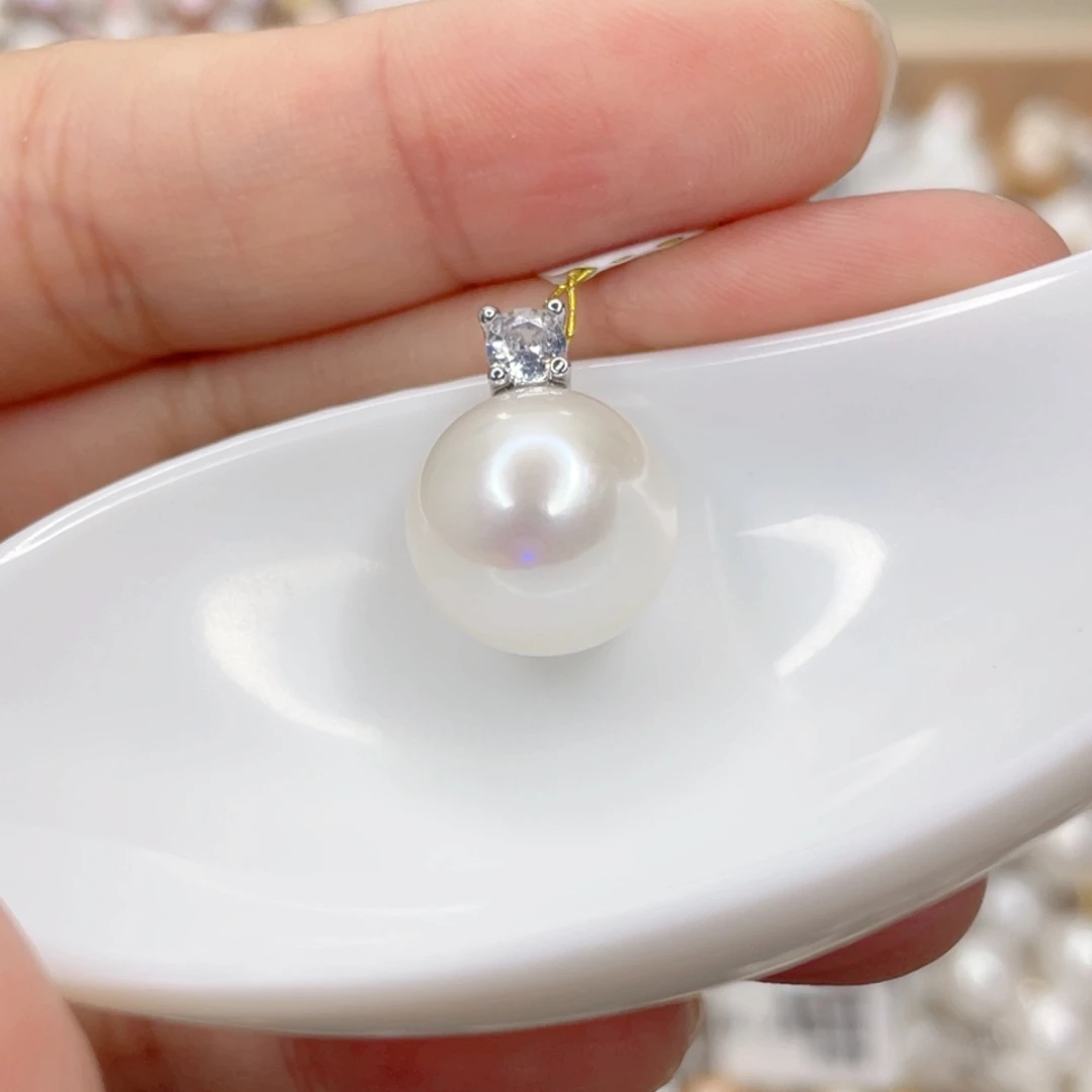 淡水珍珠未镶嵌吊坠(赠链)