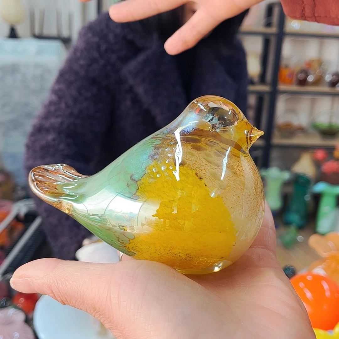鸟福利琉璃工艺品
