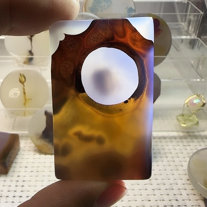 玛瑙/玉髓未镶嵌珠宝奇石