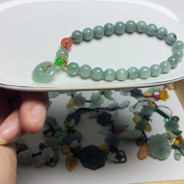 翡翠未镶嵌手链8mm