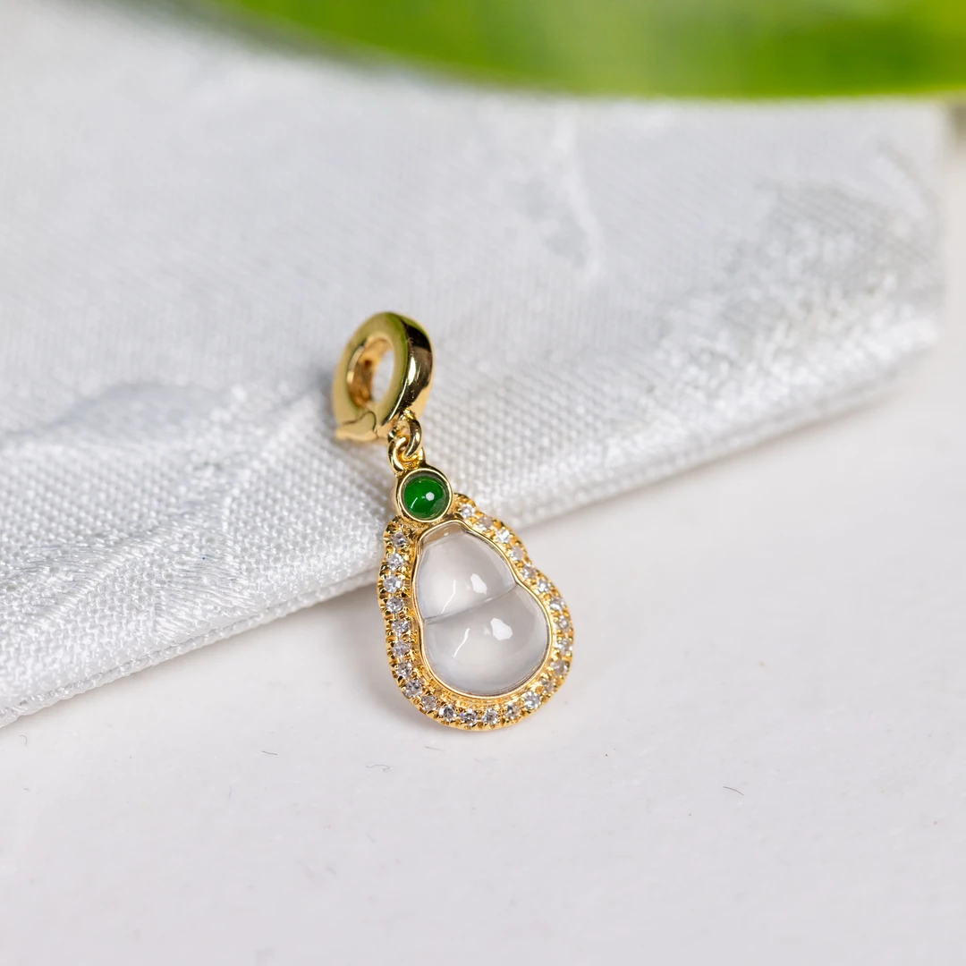 【新品】天然A货翡翠-18K镶嵌-葫芦提溜