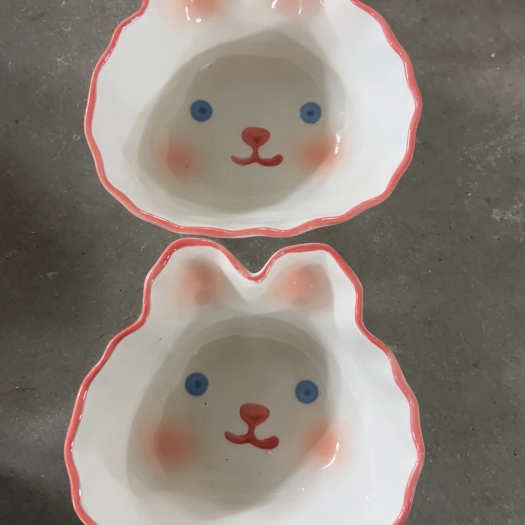 搪瓷正品兔子碗两个