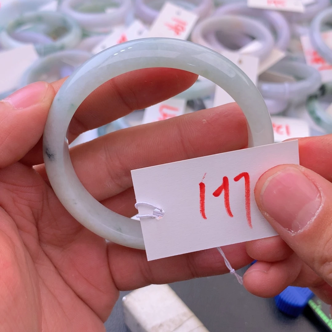 翡翠手镯未镶嵌155658888888888