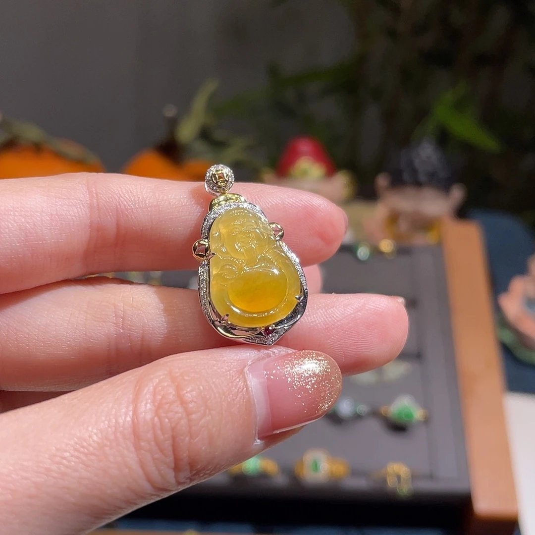 翡翠吊坠(不含链)18K金镶嵌冰黄财爷爷