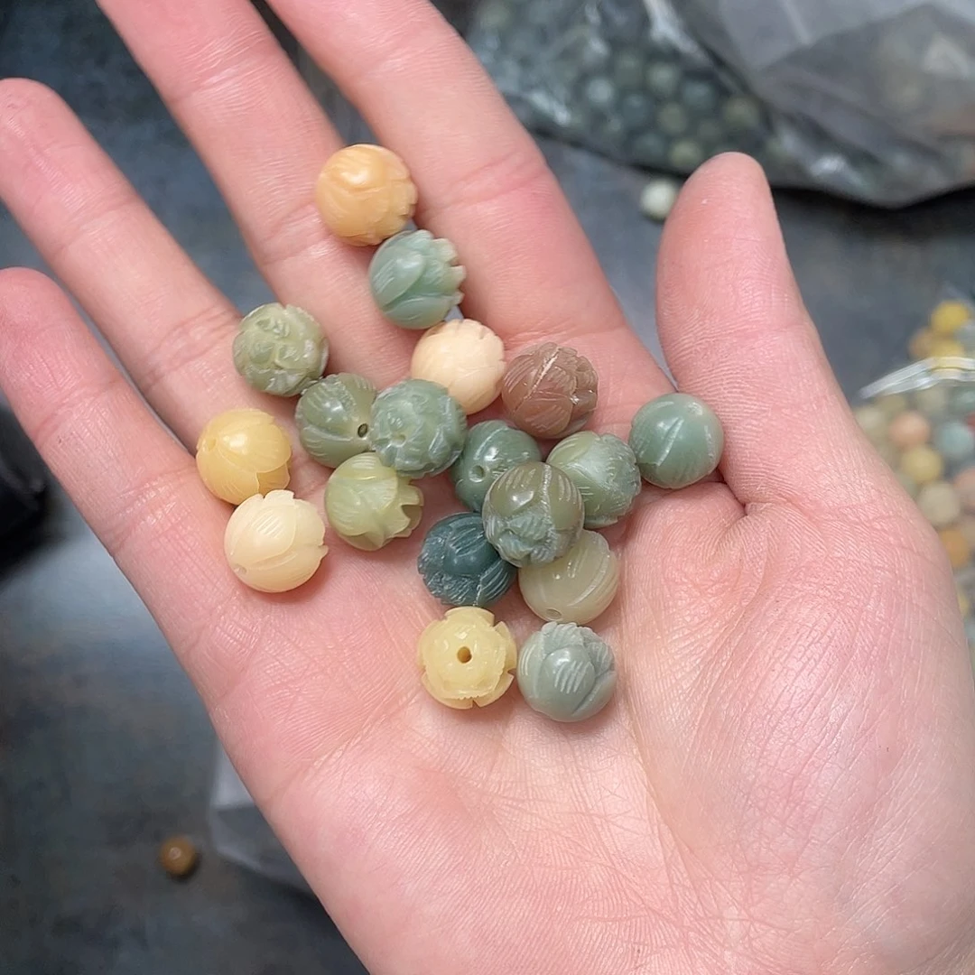 白玉菩提吊坠q12mm 20+2 莲花