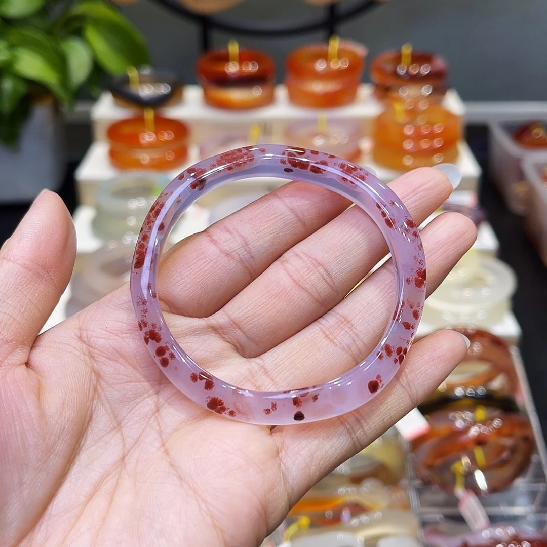 吃***梨玛瑙/玉髓未镶嵌手镯