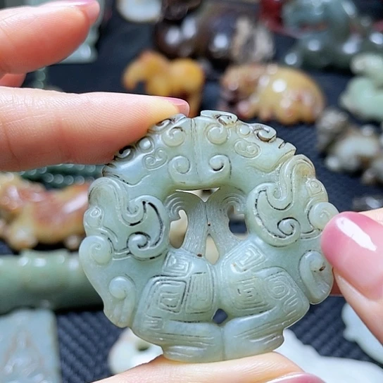 白玉菩提吊坠摆件