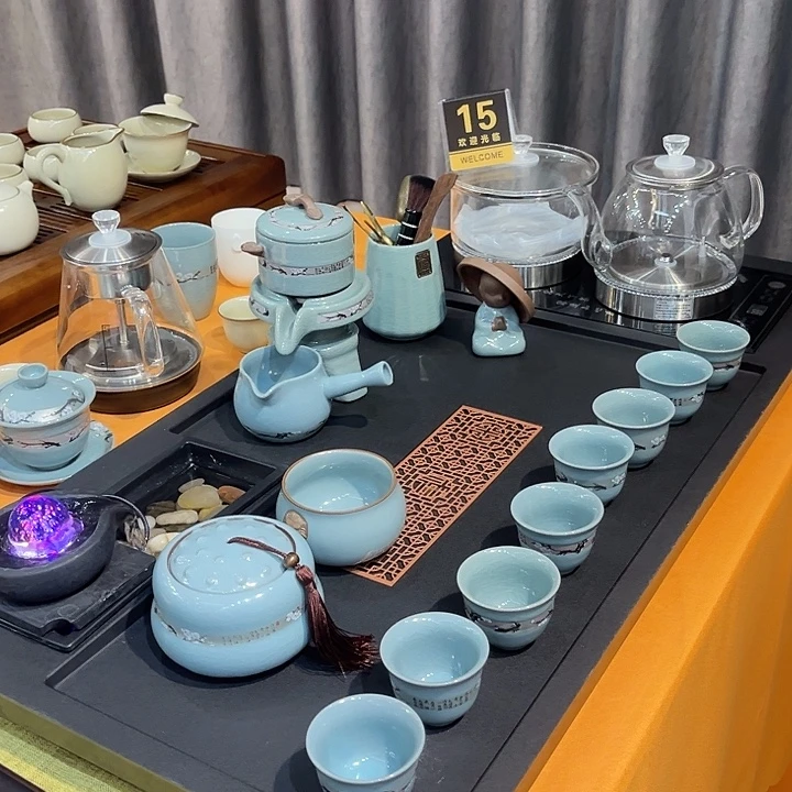 瓷片我们一起走进世界尽头与冷酷
