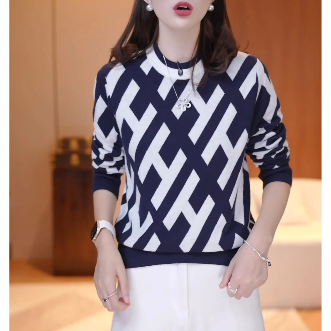 秋冬季新款高级气质显瘦针织衫时尚休闲套头百搭拼色长袖毛衣小衫