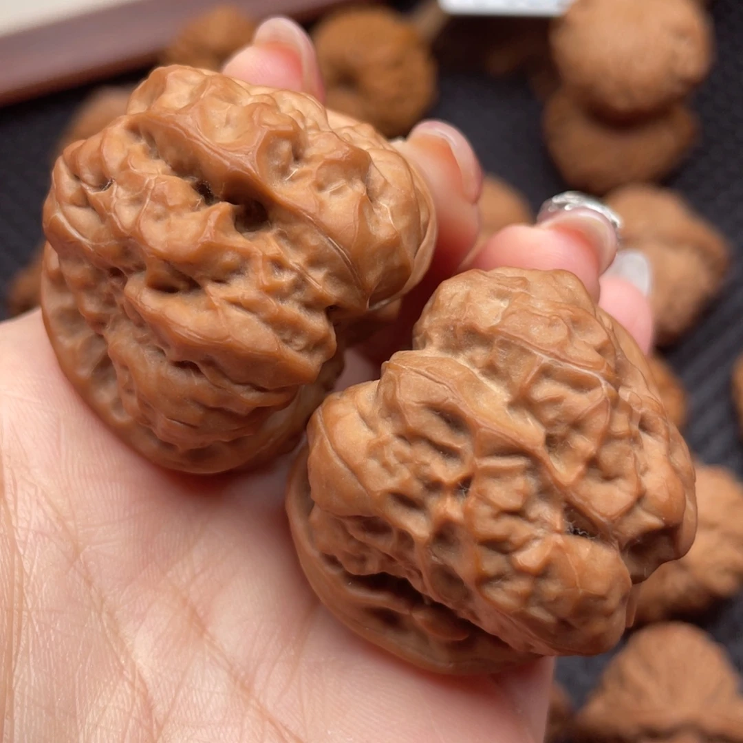 文玩核桃吊坠蛤蟆头