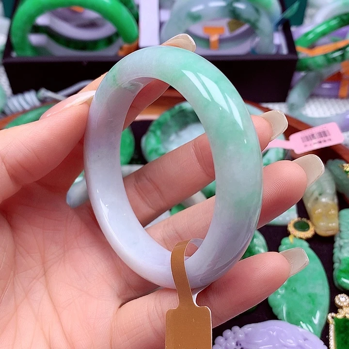 翡翠未镶嵌手镯翡翠