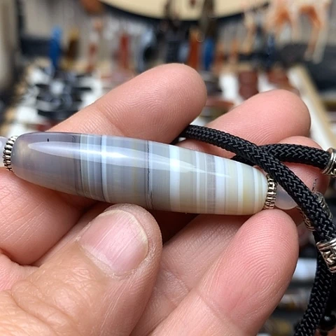 玛瑙/玉髓颈饰合金