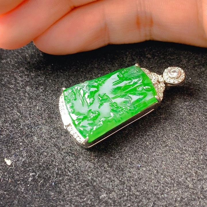 【闪购商品】翡翠未镶嵌颈饰翡翠