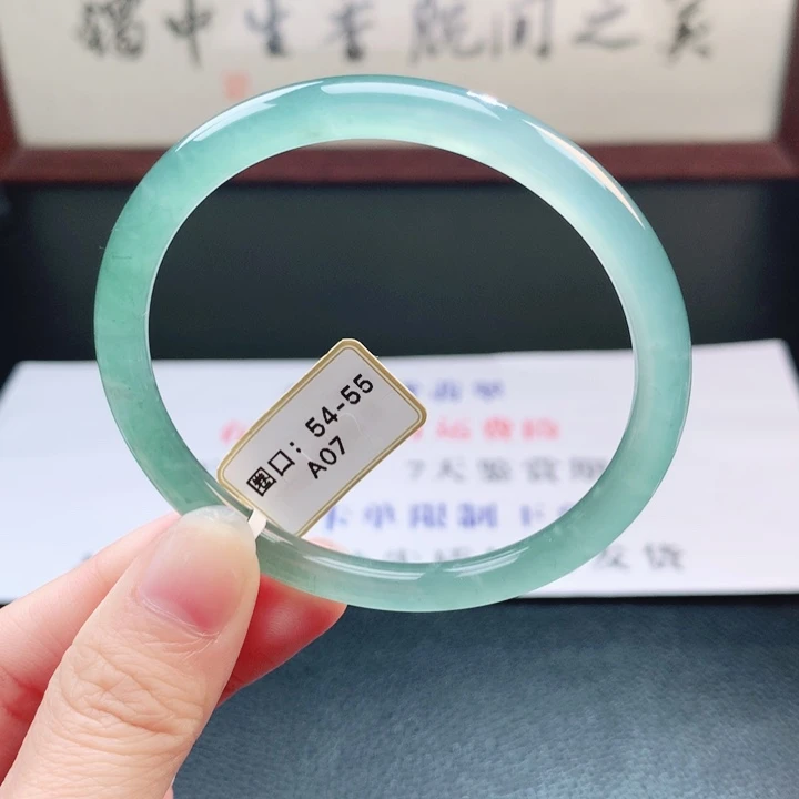 翡翠未镶嵌手镯翡翠手镯50