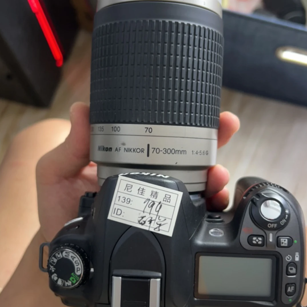 9新 Nikon/尼康 二手单反相机/镜头（无配件）