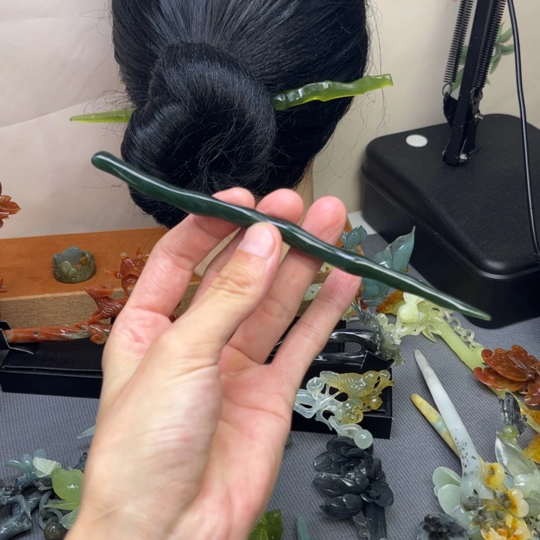 蛇纹石玉未镶嵌发饰