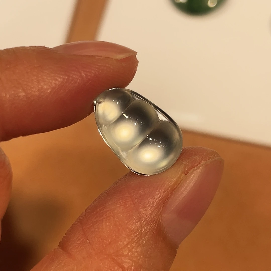 未镶嵌定制翡翠豆子