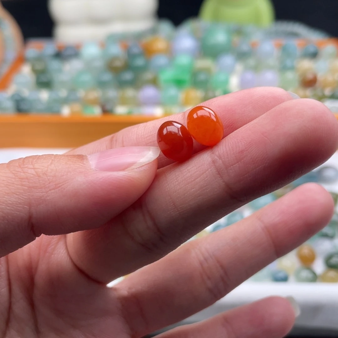 翡翠散珠欧*?天然缅甸翡翠a货一对8+