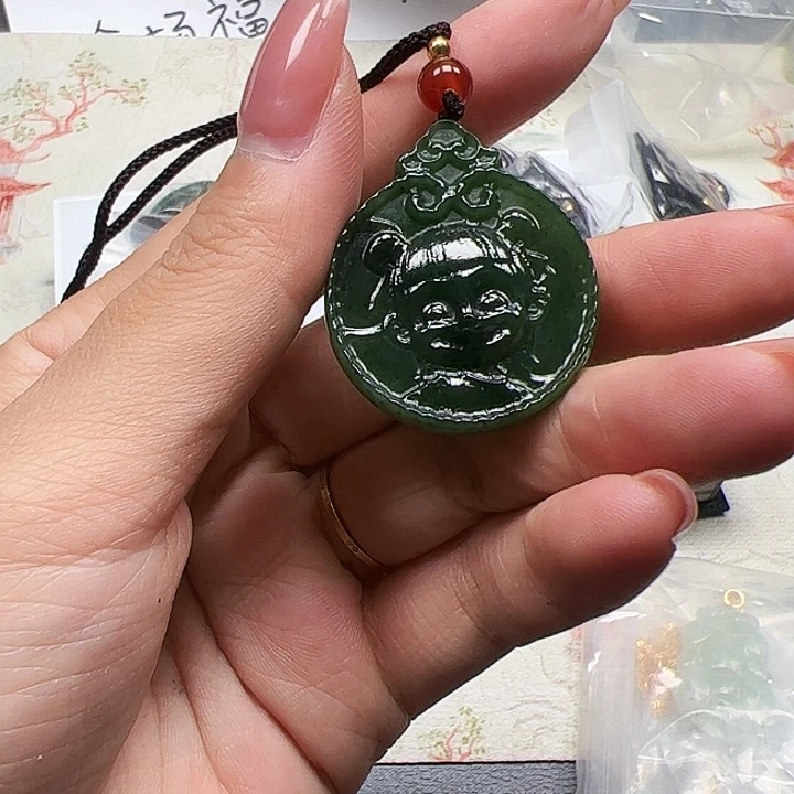 和田玉未镶嵌颈饰40